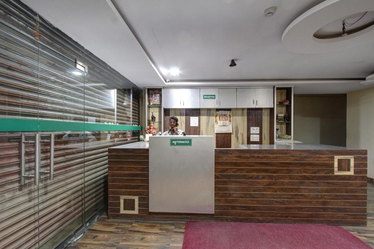 Collection O 38566 Mk Hotel And Lodge Gulbarga Kültér fotó