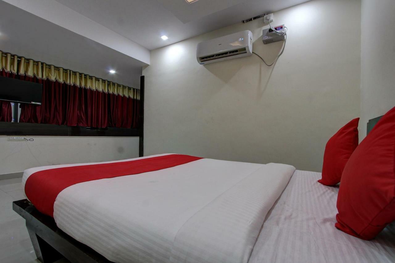 Collection O 38566 Mk Hotel And Lodge Gulbarga Kültér fotó